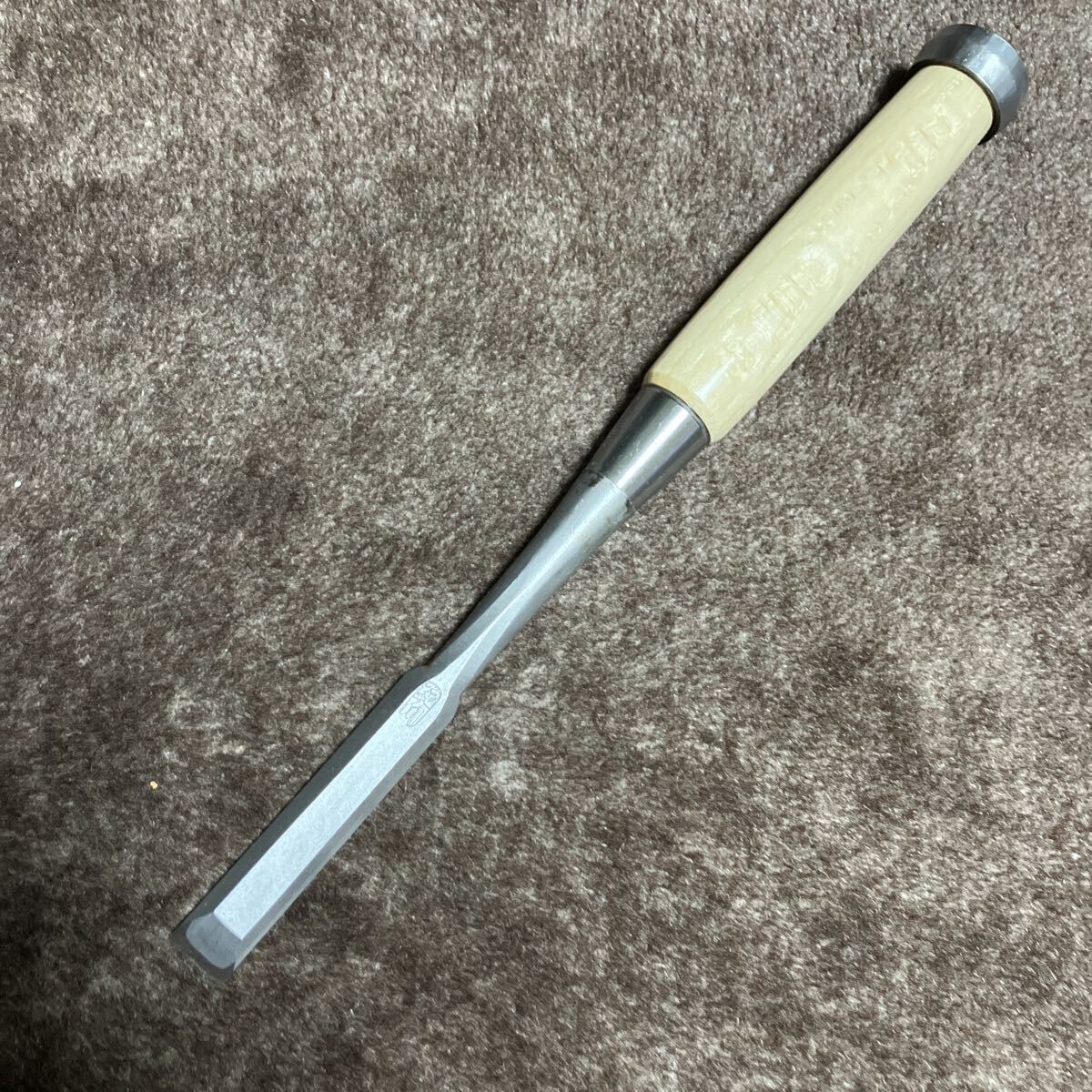 追入鑿　4分　二つ裏　白樫柄