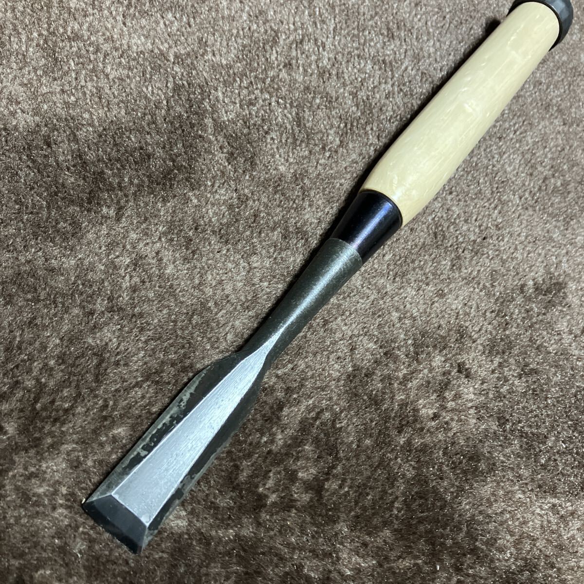 木彫鑿　外丸6分　浅め　青紙鋼