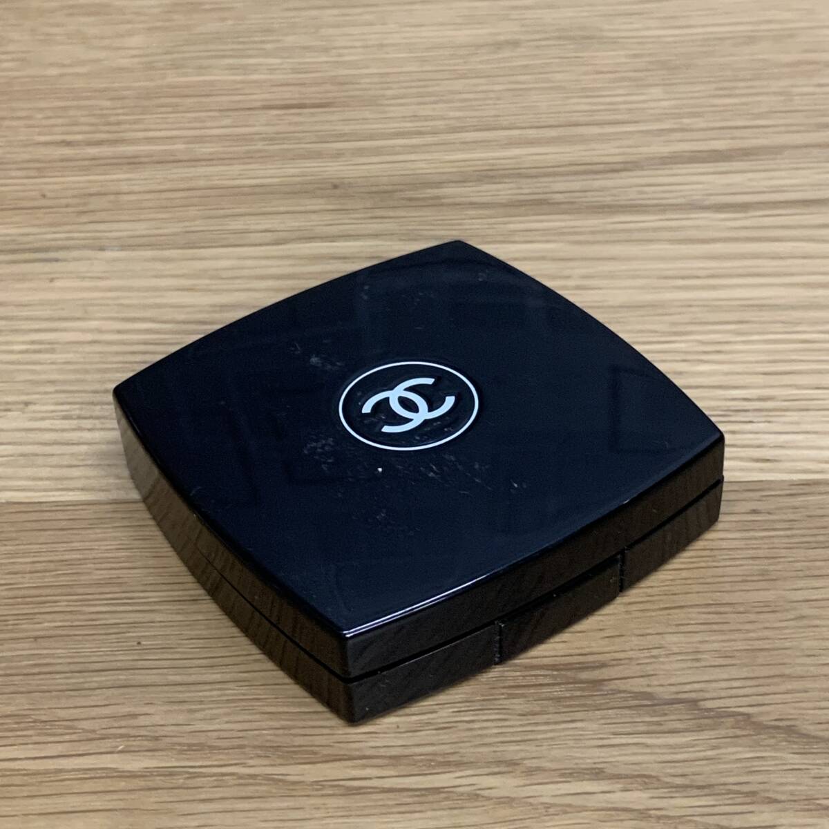 シャネル CHANEL レ キャトル オンブル 08 ヴァニテ アイシャドウ 1.2g 中古