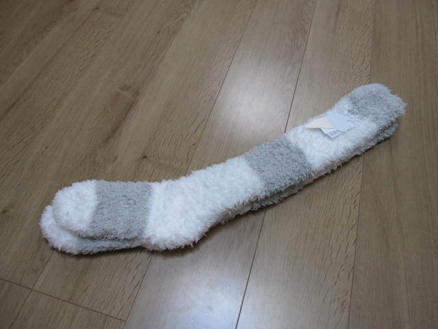 【即決価格 送料込み】GELATO PIQUE(ジェラート ピケ) ルームソックス ロング ホワイト×グリーン ボーダー 新品未使用タグ付き