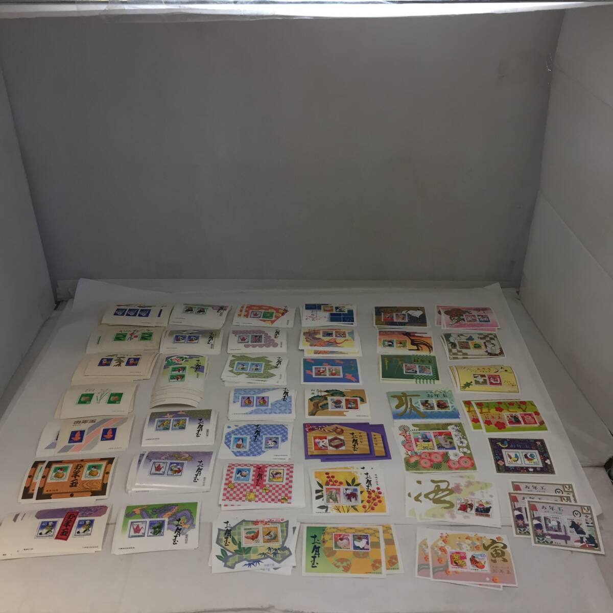 F120302◎（9）未使用 切手シート まとめて 310枚 お年玉切手 小型シート 昭和51年～平成30年 額面26,621円◎