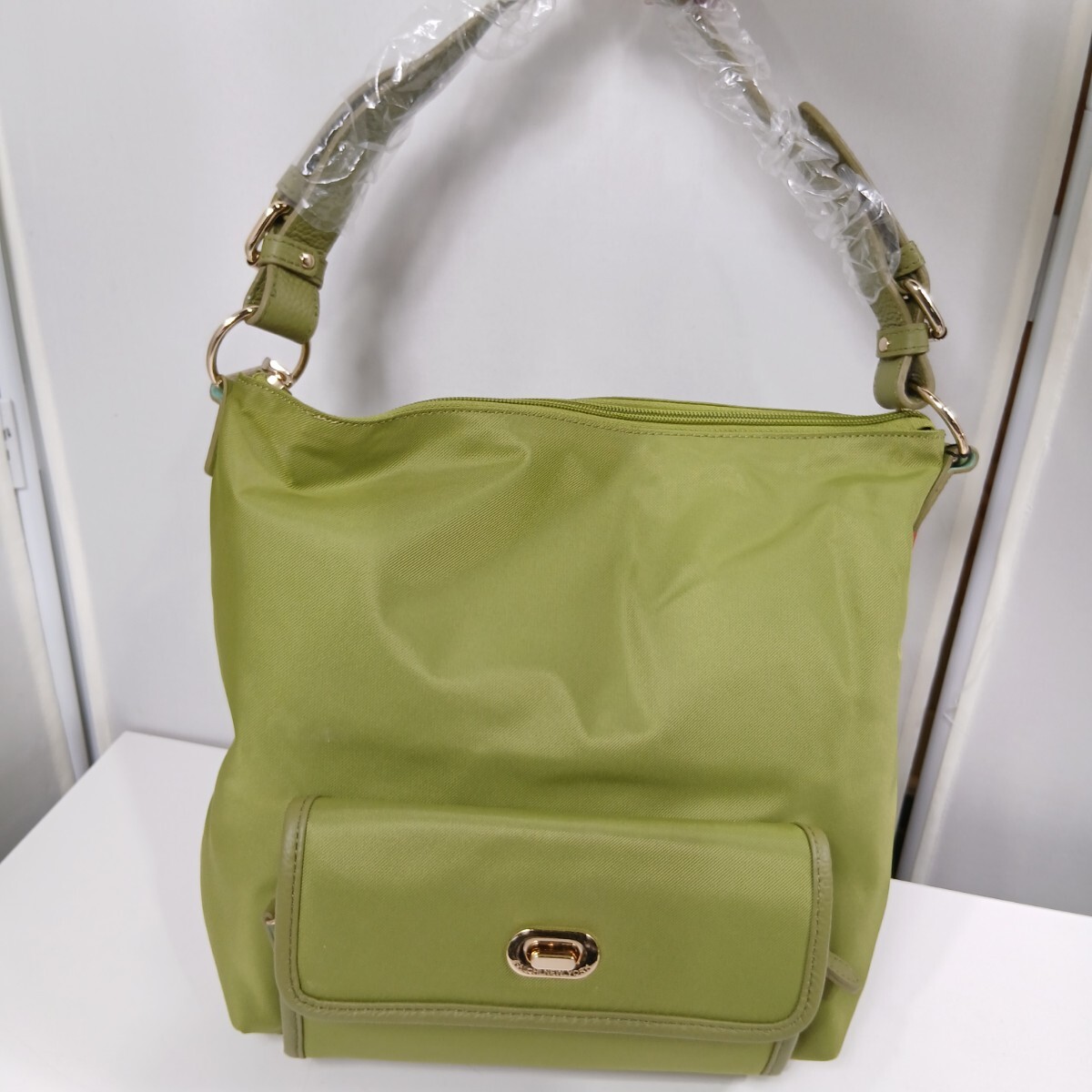 #1203 falchi New York フェルチ ハンドバッグ ショルダーバッグ F-7185 ナイロン 肩掛け ライムグリーン/和歌山県にて引き取り大歓迎