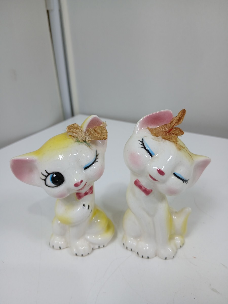 #1323 ネコ ペア 陶器 置物 昭和レトロ 猫 当時物 アンティーク 陶器製/和歌山県にて引き取り大歓迎