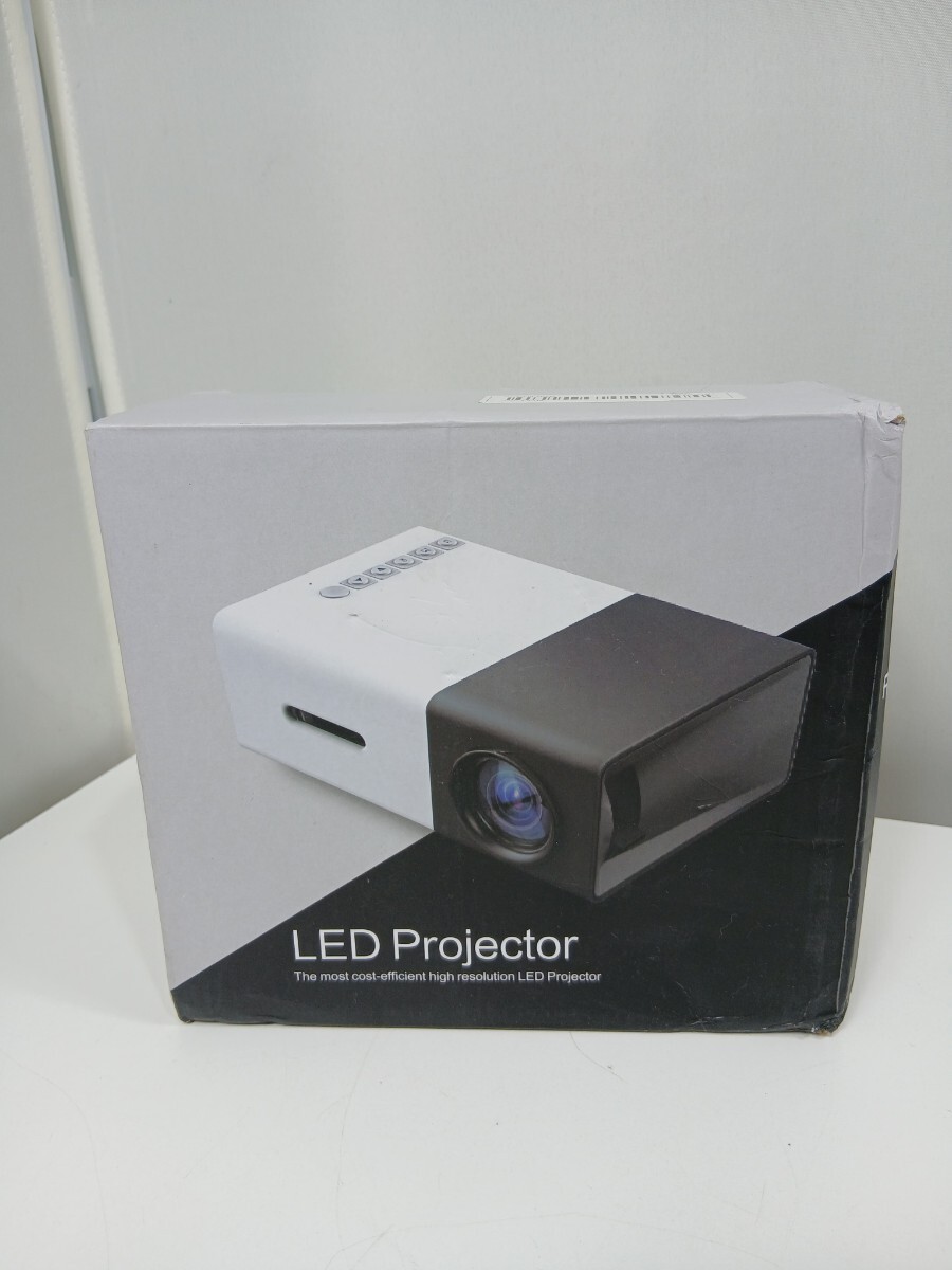#1344 LEDプロジェクター ミニプロジェクター 小型 未使用/和歌山県にて引き取り大歓迎