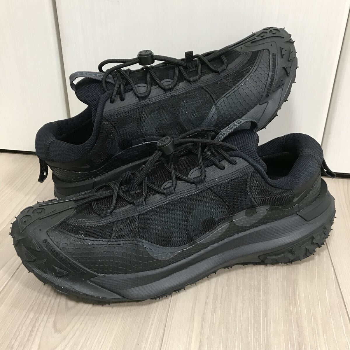 NIKE ACG MOUNTAIN FLY 2 LOW TRIPLE BLACK ALL ナイキ エーシージー マウンテン フライ 2 トリプル ブラック オール 黒 アウトドア 29cm