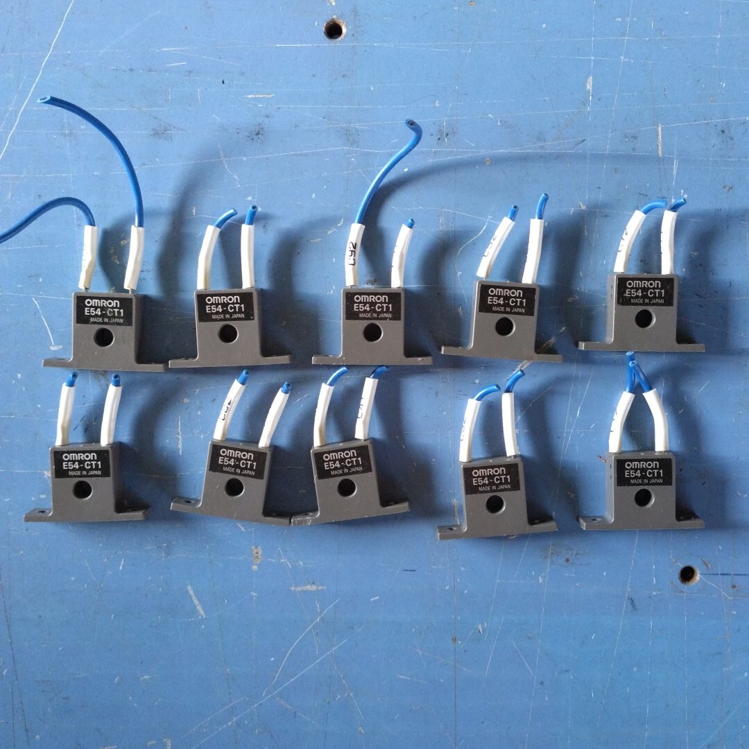 オムロン　omron E54−CT1　10個　中古