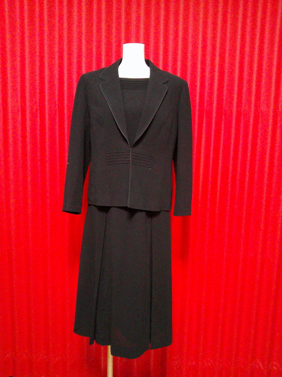 71　訳あり★　フォーマル/ワンピース・ジャケットセット/礼服　１１