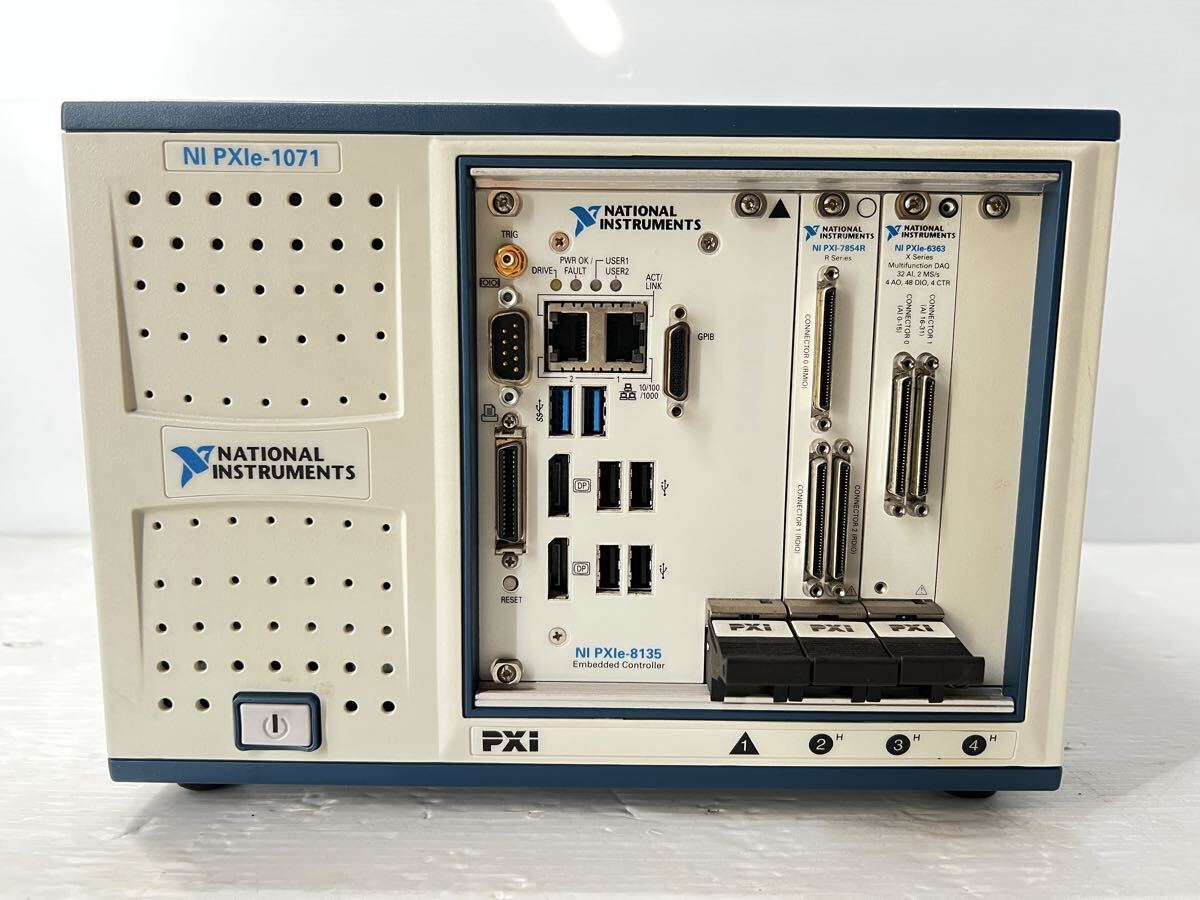 National Instruments NI PXIe-1071 NI PXle-8135 NI PXI-7854R NI PXle-6363