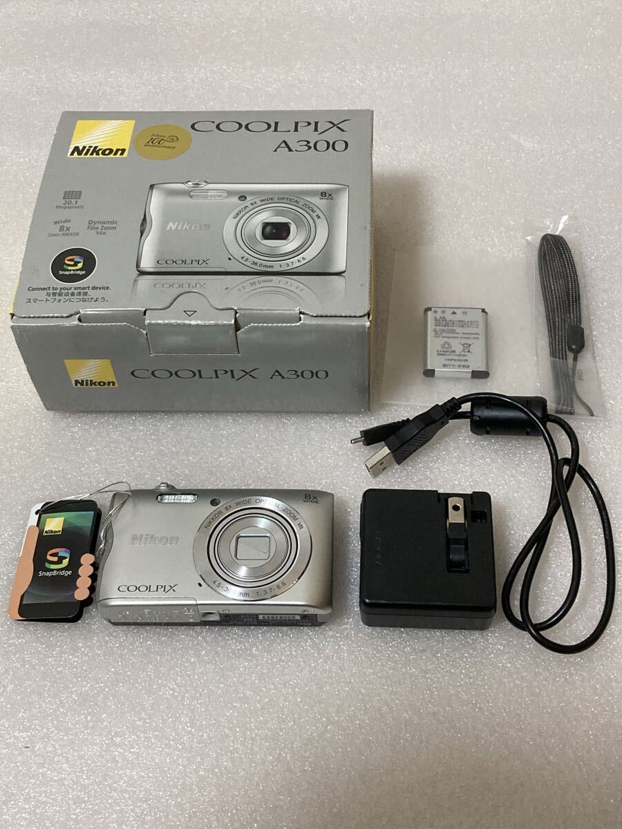 【未使用極美品】Nikon ニコン COOLPIX A300 コンパクトデジタルカメラ シルバー