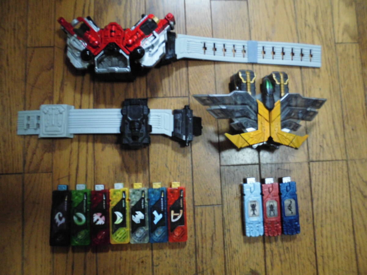 即決★仮面ライダーダブル★DXダブルドライバー＋エクストリームメモリ＋DXガイアメモリ6本＋食玩・ガチャ仕様 ガイアメモリ4本