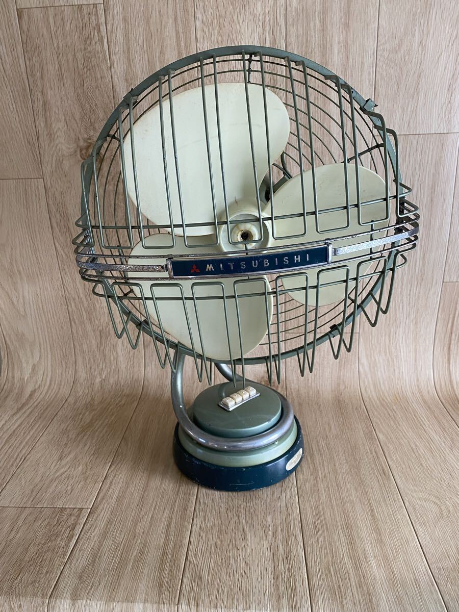 中古 MITSUBISHI 三菱扇風機　DM-12LC　高級扇　30cm 扇風機 電源コードは無いので、動作未確認/現状渡し/ジャンク品