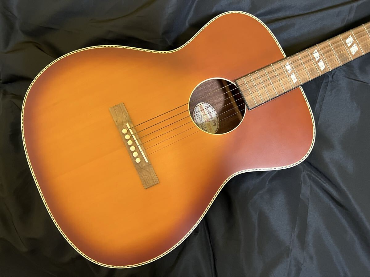 レア　Recording King Dirty 37 Series Acoustic Guitar アコースティックギター　完動品　中古　レコーディングキング　ケース付き