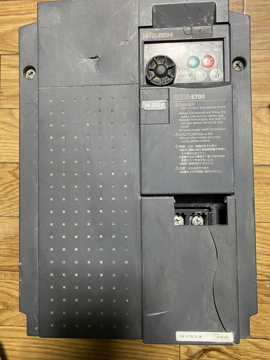 D5L032 三菱電機 FR-E720-5.5k インバーター　未確認