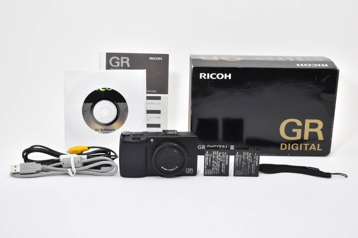 ★☆【付属品有！】 #2680303 RICOH GR DIGITAL III デジタルカメラ☆★