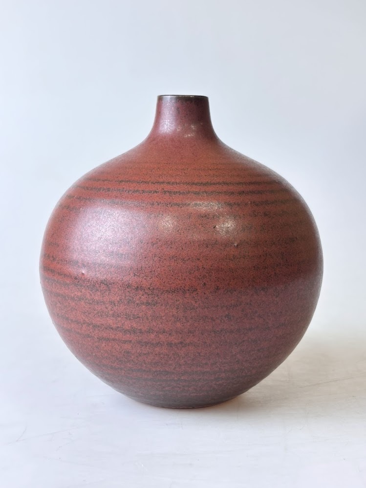 丸玉 花瓶 在銘 一輪挿し 陶器 赤褐色 烙印あり 花器 花入 花生 飾り 壺 箱なし 