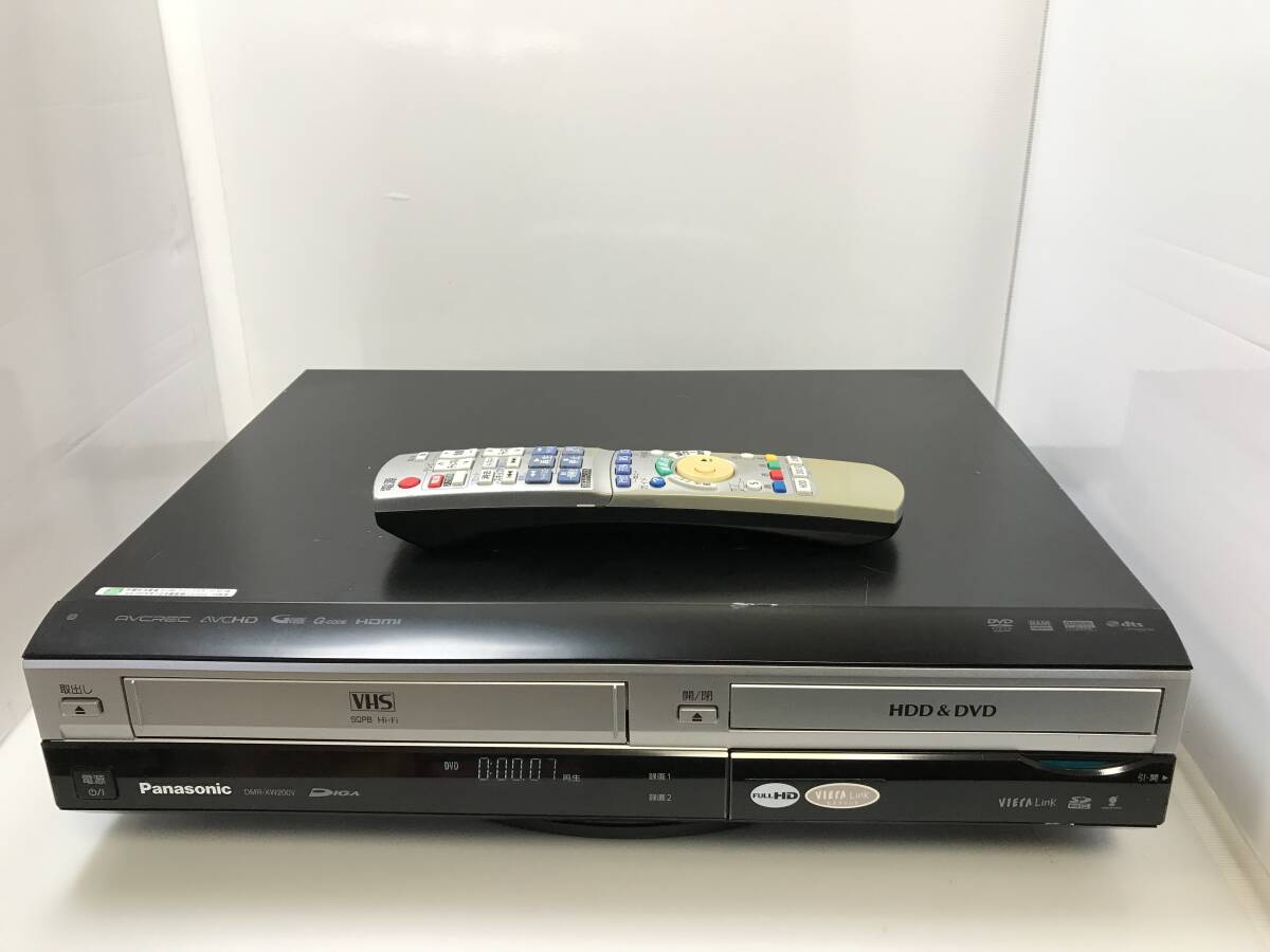 Panasonic VHS&HDD&DVDレコーダーDMR-XW200V 純正リモコン付き　中古品R26