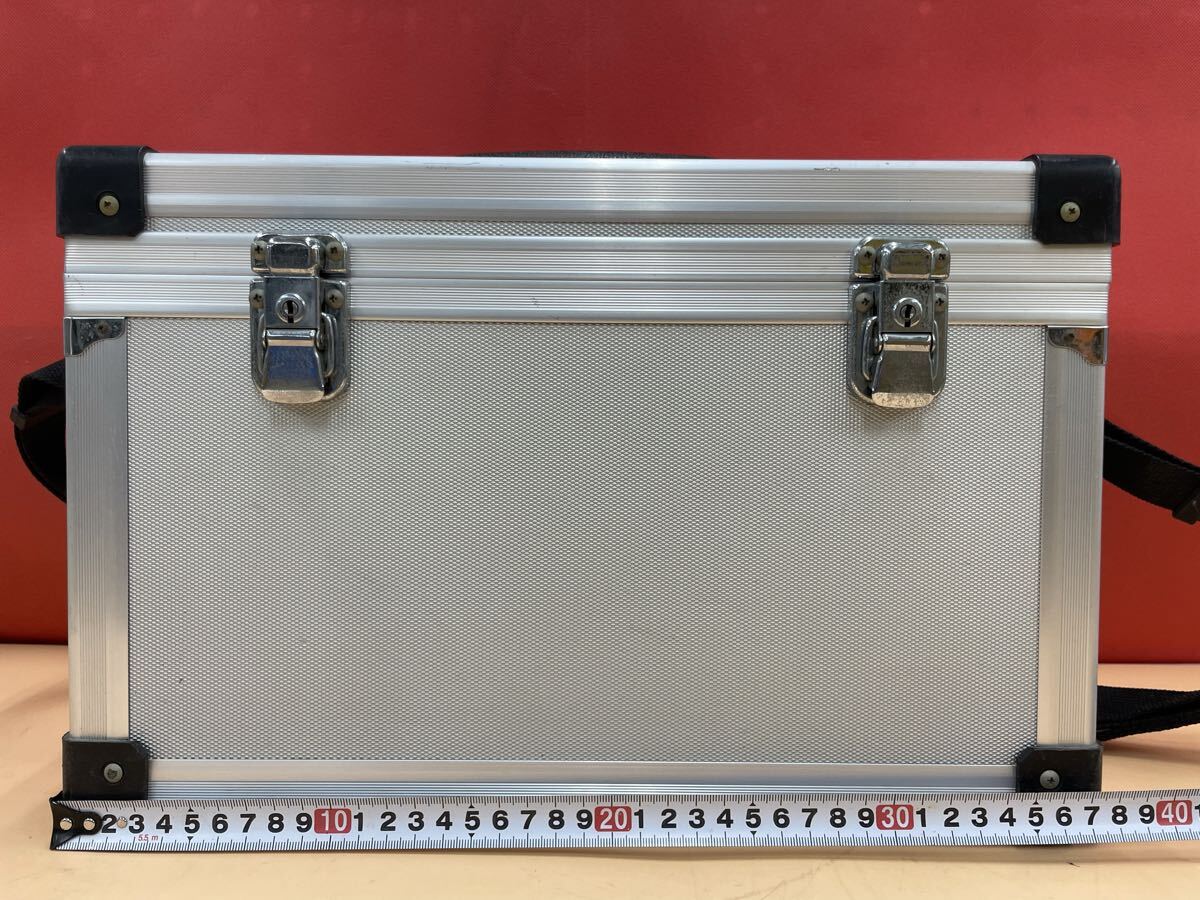 （Y21） HAKUBA ？ジェラルミン カメラケース コンテナ ハードケース カメラ バッグ トランクケース カメラアクセサリー 機材ケース 