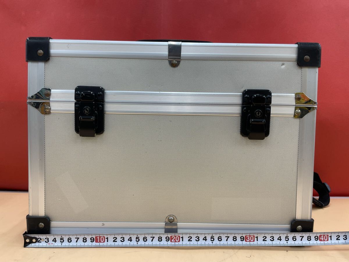 （Y58）HAKUBA ？ジェラルミン カメラケース コンテナ ハードケース カメラ バッグ トランクケース カメラアクセサリー 機材ケース 