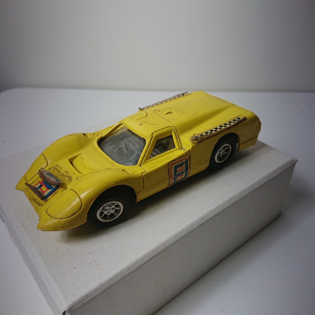 ジャンク 昭和レトロ 希少 ミツワ JUNIOR GRAND PRIX 黄色 ミニカー ※電池を入れましたが動かないためジャンク 【◇1DV2013】