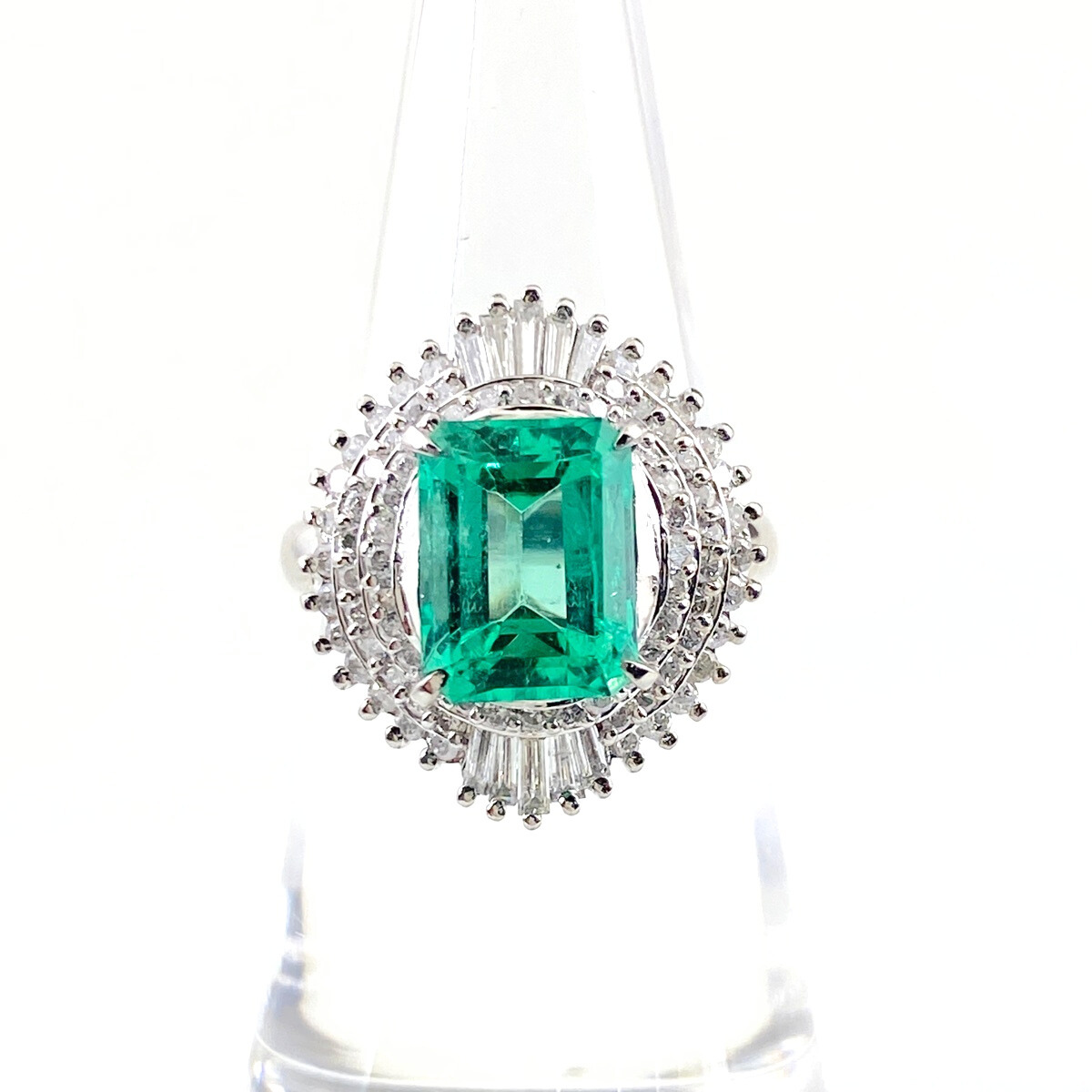 エメラルド デザインリング プラチナ メレダイヤ 指輪 リング 11号 Pt900 エメラルド ダイヤモンド レディース 【中古】