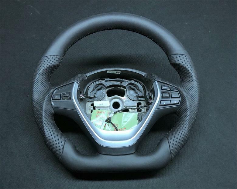 BMW♪Steering/『F30F32F20F25F15F80F82レザーコンビ湾曲Dシェイプ/GunGrip