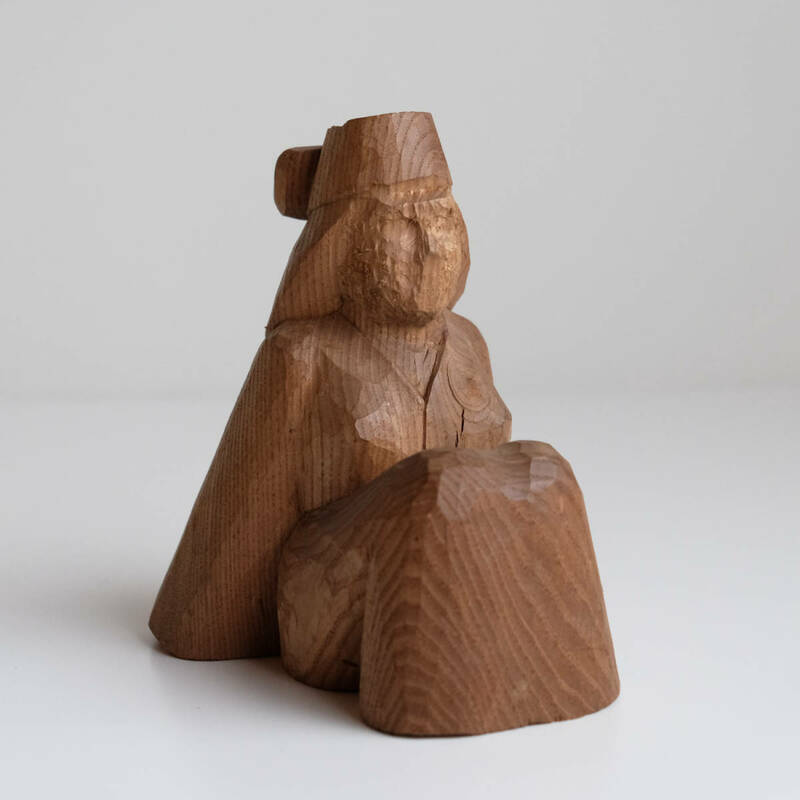 アイヌの木彫り人形 北海道 民藝 置物 木製彫刻