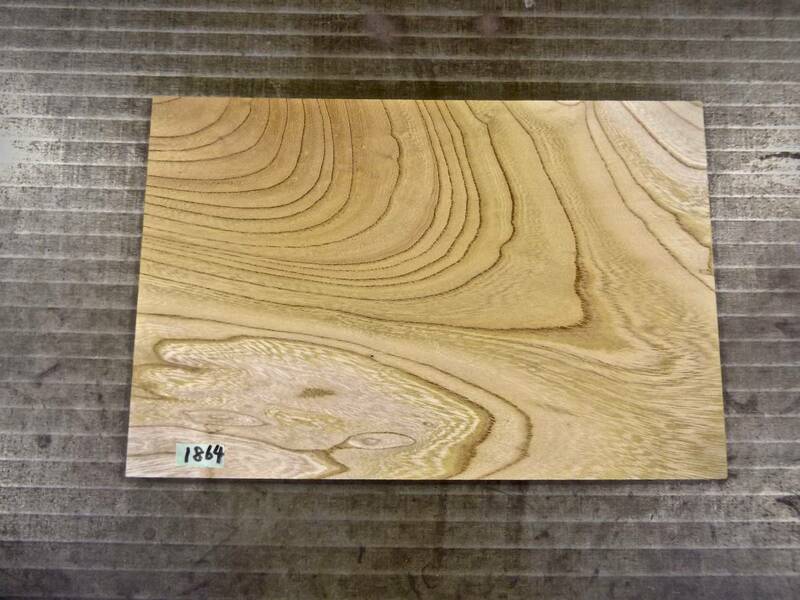 欅 杢 （300×200×9）mm 　1枚　乾燥済み　無垢一枚板 送料無料 [1864]　ケヤキ けやき 木材 花台 まな板 キャンプ 玉杢 チジミ杢