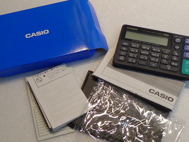 カシオ データバンク CASIO DC-320 箱・カバー・説明書付 計算機 メモリー 電話 薄型 カード レトロ 懐かしい