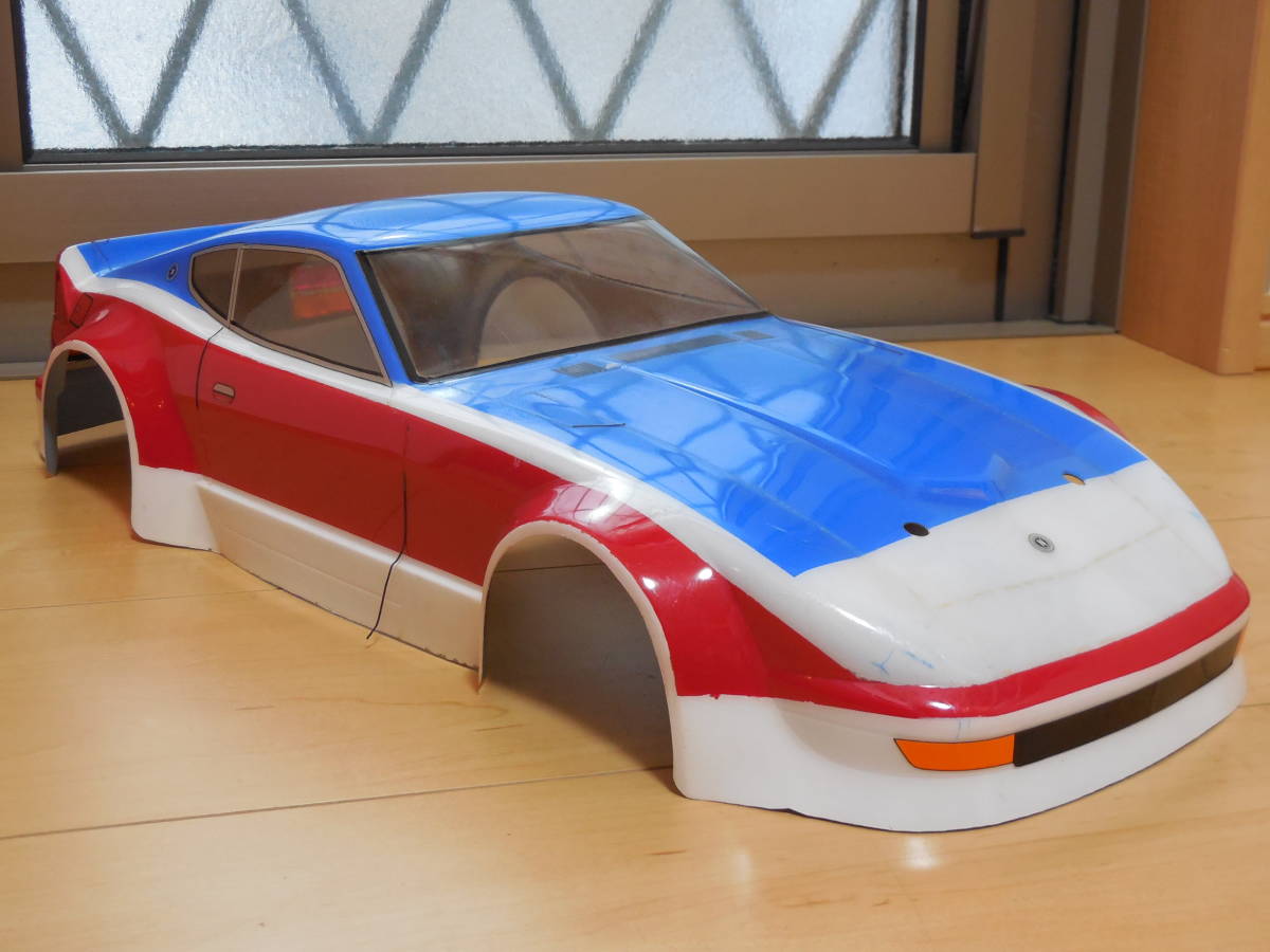 ボディー 1/10 (B743) フェアレディZ トリコロール