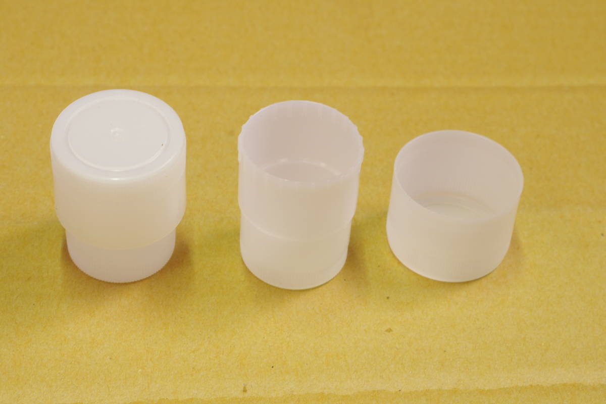 何かと便利です！未使用新品・31.7mm接眼レンズケース2個セット、手元に置いておくと結構必要で重宝します♪