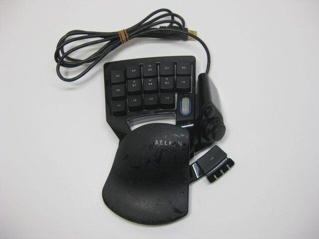★☆Belkin ベルキン n52te　キーボード ゲームパッド☆★