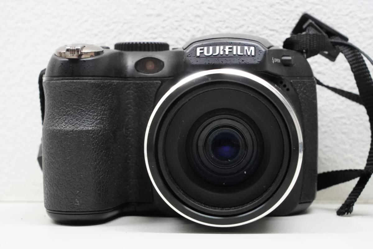 Fujifilm Finepix S2500HD コンデジ コンパクトデジタルカメラ 動作未確認