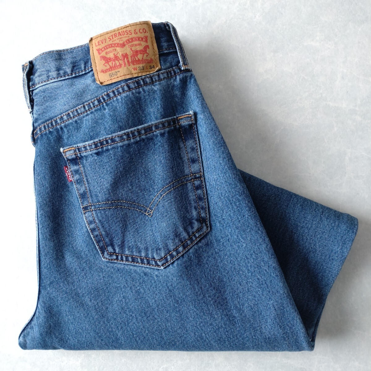 ■古着 Levi's リーバイス 550ジーンズ デニムパンツ RELAXED FIT 18年製 実寸W33L32【L5481】
