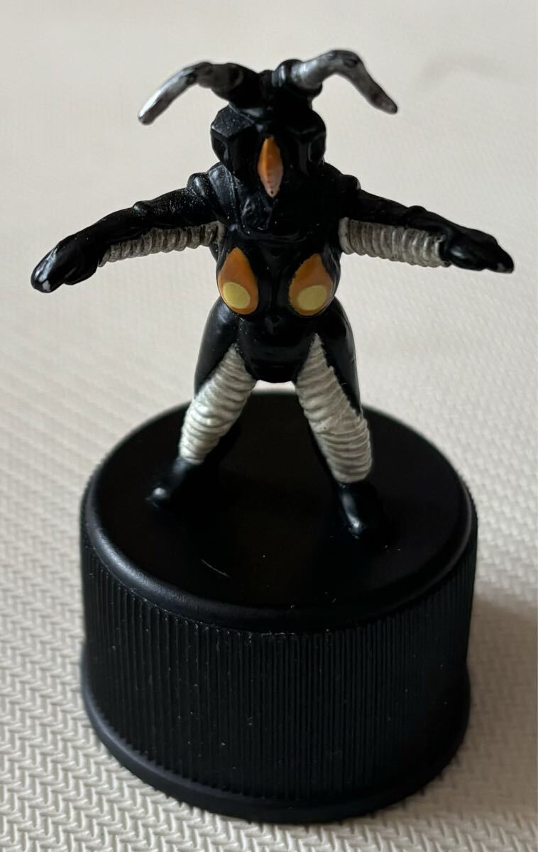 ★ウルトラマン 怪獣 ゼットン フィギュア ボトルキャップ 中古