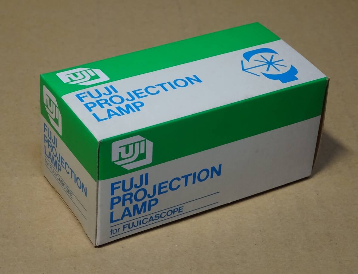富士映写電球　フジカスコープ用ランプ　M3　 100V 150W　FUJI PROJECTION LAMP for FUJICASCOPE　８ミリ映写機　ランプ