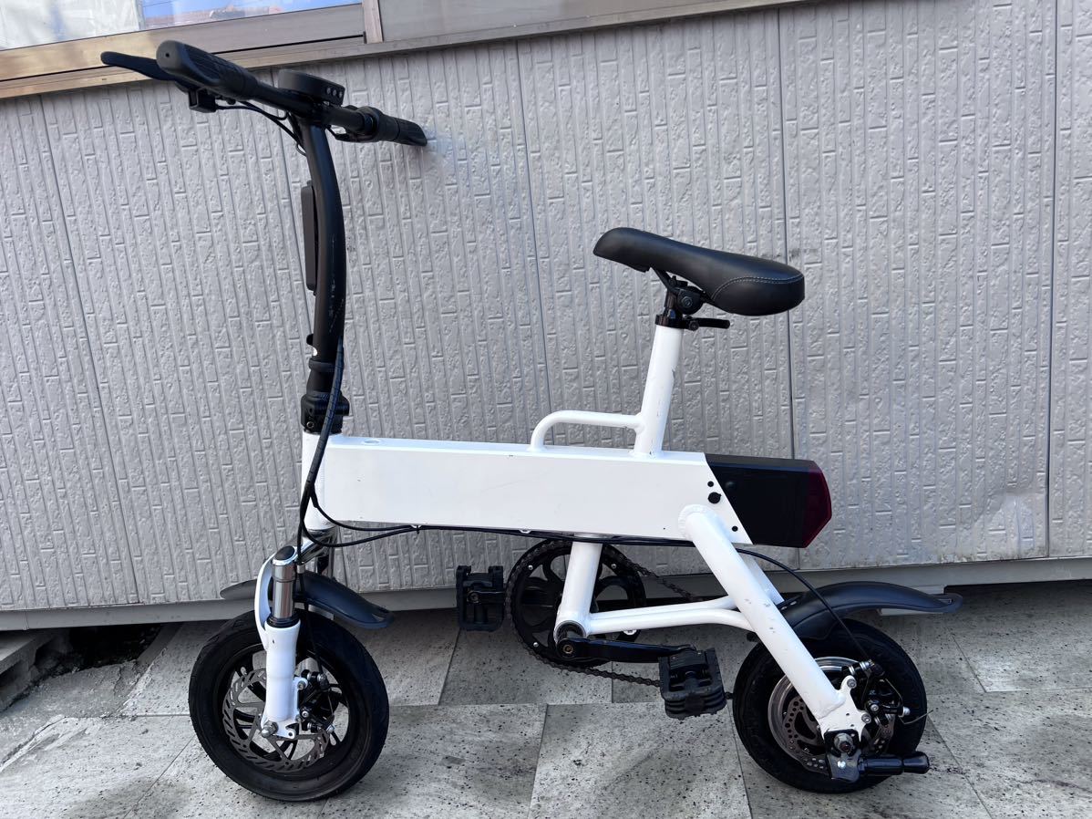 電動自転車 小径車 12×10インチ 充電器なし　ジャンク