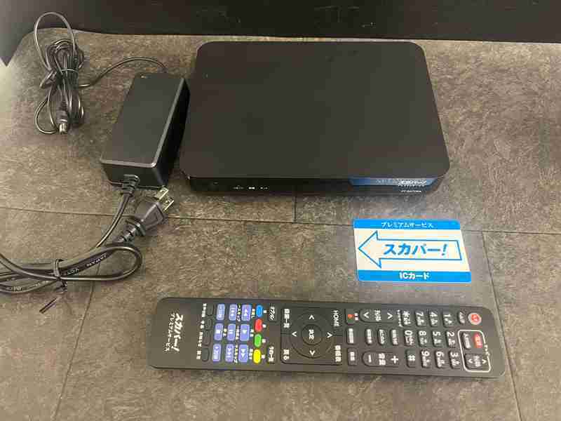 CT13154　スカパープレミアムサービスチューナー PT-SH700A　リモコン付き