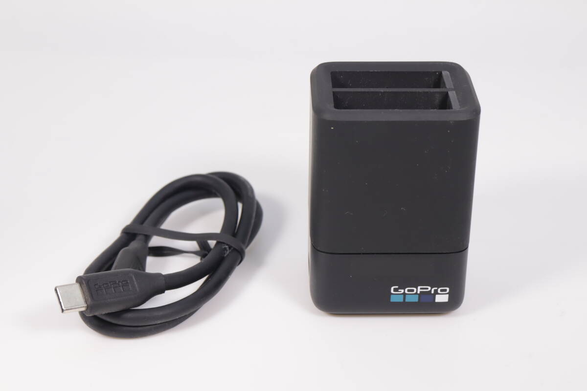GoPro ゴープロ バッテリー・チャージャー デュアルバッテリーチャージャー PHP-AADBD-001　（y10639）