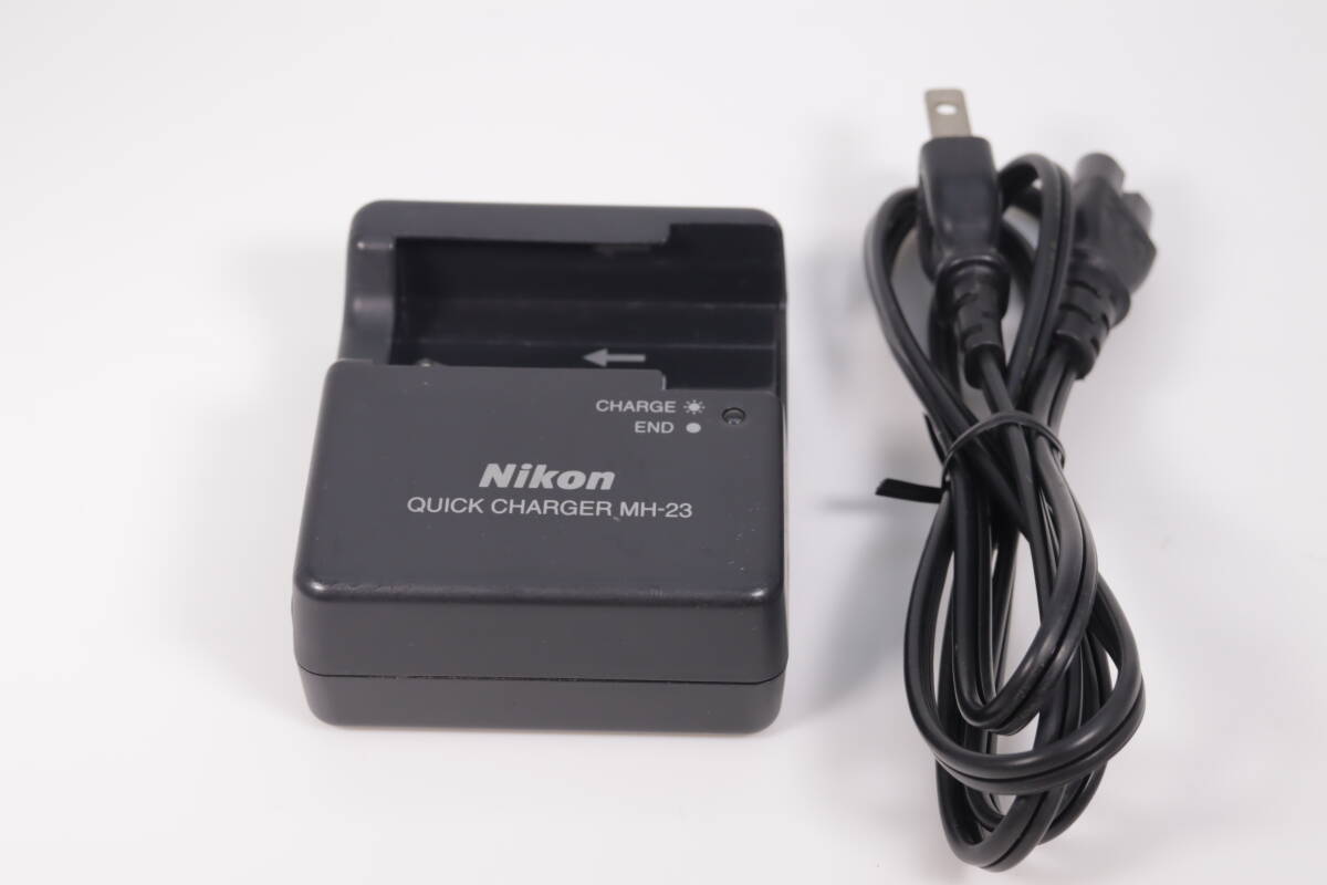 Nikon クイックチャージャー MH-23 (y10944)