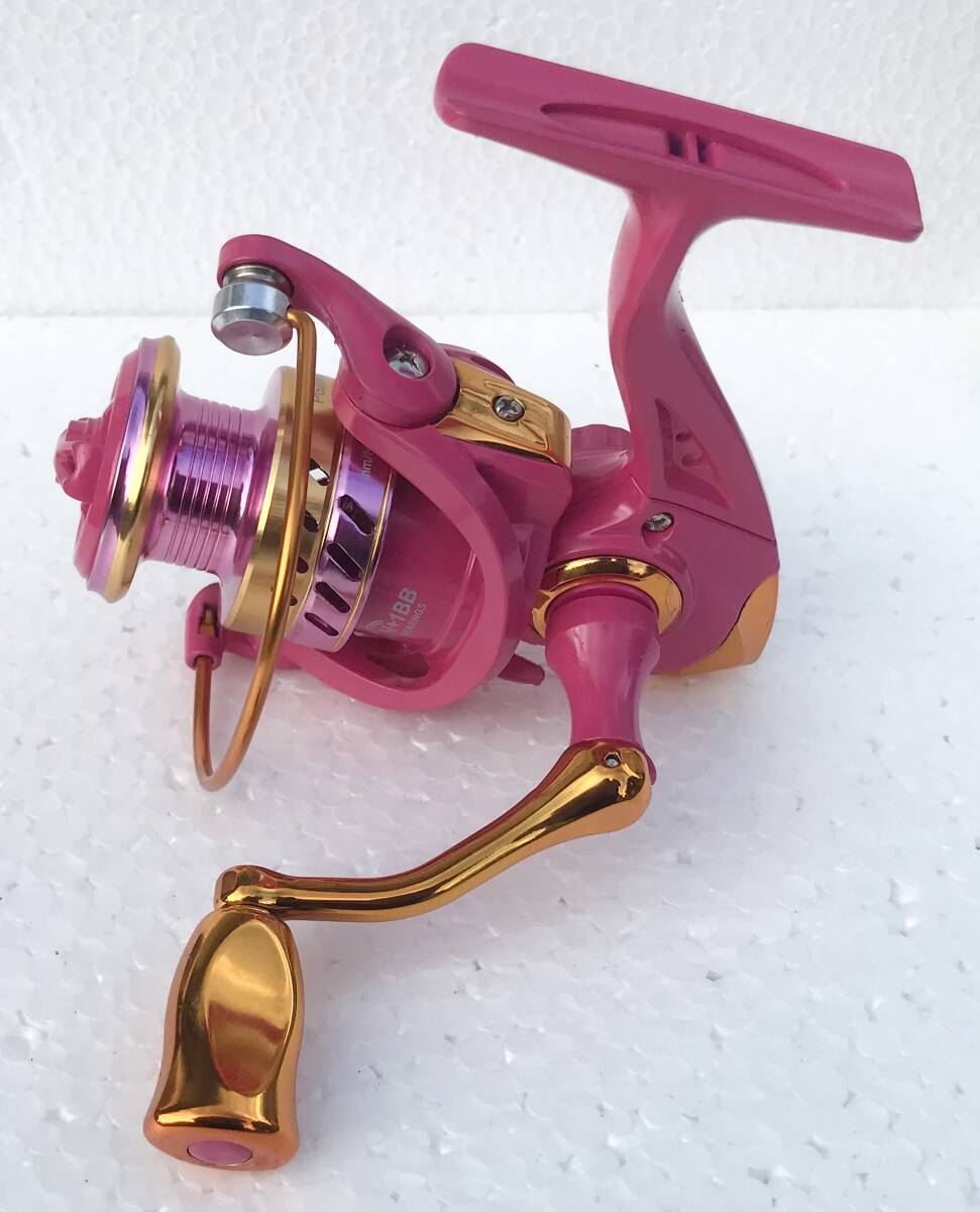 HAUT TONスピニングリールPINK GLINT3000☆送料無料☆新品未使用☆SPピンクゴールド☆左右ハンドル変更可能☆アルミスプール☆220グラム☆