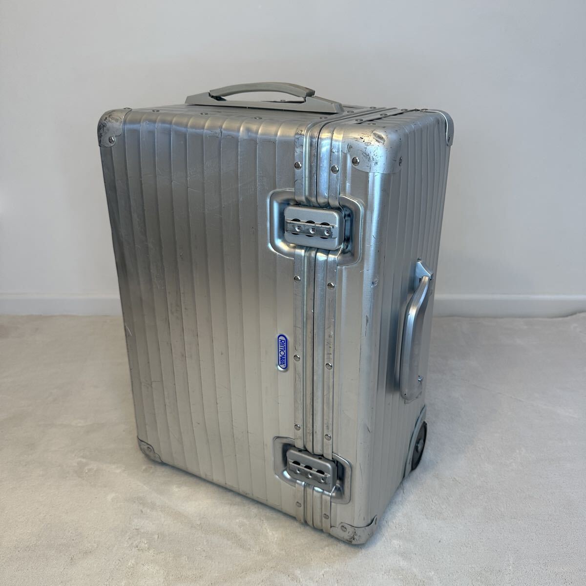 【希少】RIMOWA 950.51 2輪 TOPAS/トパーズ 縦型 パイロットケース 42L アルミニウム 廃盤 Made in Germany 
