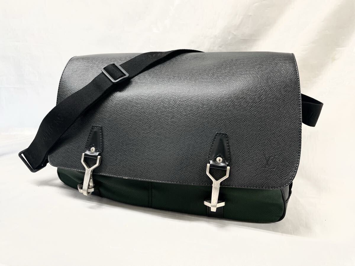 LOUIS VUITTON ルイ ヴィトン M30162 タイガ デルスー ショルダーバッグ メッセンジャーバッグ 斜め掛け レザー アルドワーズ 黒