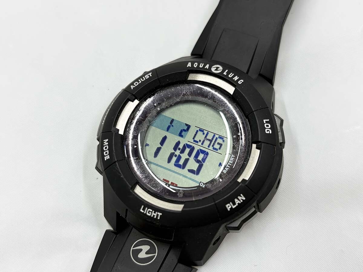 ★使用9本 AQUALUNG アクアラング カルム プラス Kalm Plus+ 画面保護付き ダイコン ダイブコンピューター ダイビング 1YR2F