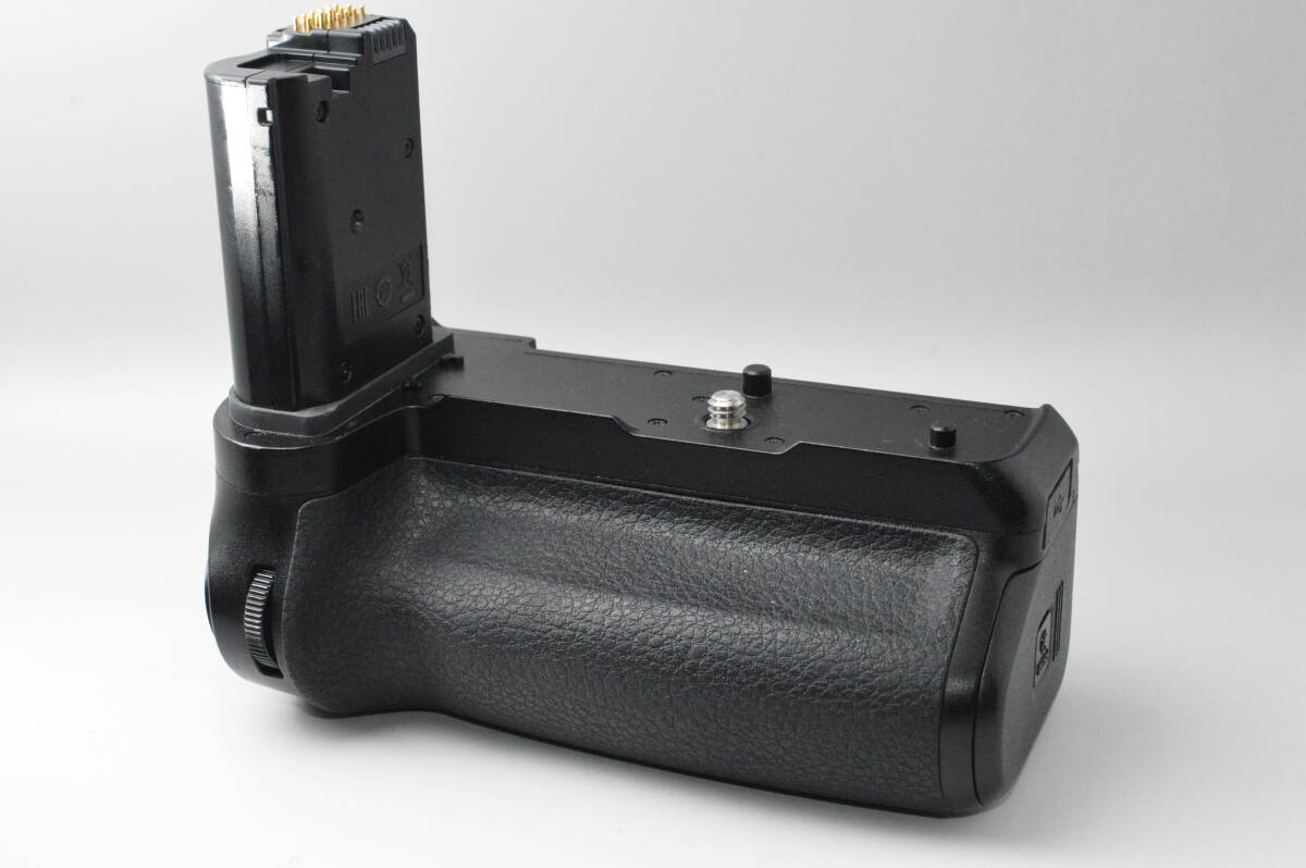 #a2684【美品】 Nikon ニコン パワーバッテリーパック MB-N11