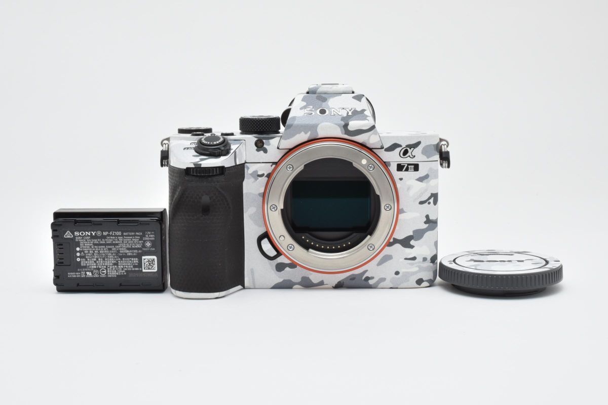 #g216★極上美品★ ソニー SONY α7III ボディ ILCE-7M3 シャッター数1200枚以下