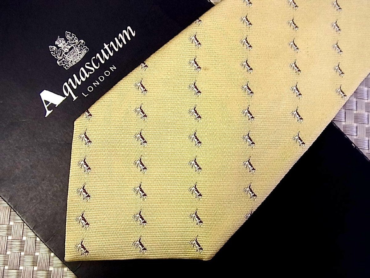 ☆41104C☆良品【刺繍 犬 いぬ 動物 柄】アクアスキュータム【Aquascutum】ネクタイ