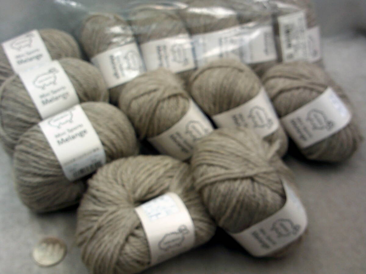☆ミニスポーツメランジ202☆純毛並太毛糸☆ベージュ色３０ｇ×１３玉