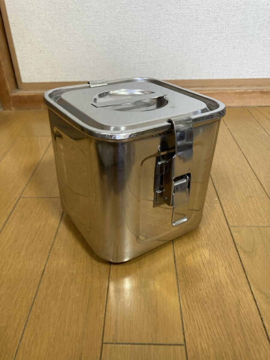 ステンレス製保存容器 四角形 ラッチ付きキッチンポット 寸胴 調理器具 業務用　角深型