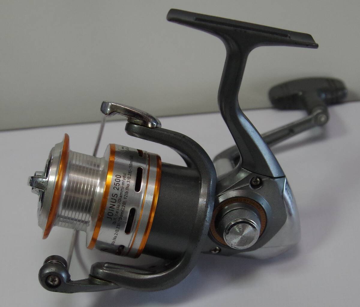中古品：DAIWA(ダイワ) / JOINUS 2500 (ジョイナス 2500)