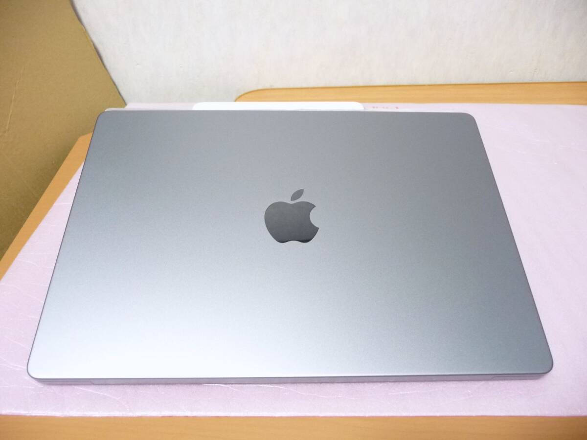 ★展示美品 アップル Apple MacBook Pro 14型 【MKGP3J/A】 [Apple M1 Proチップ（8コアCPU/14コアGPU）/XDRディスプレイ/512GB/16GB]（2）